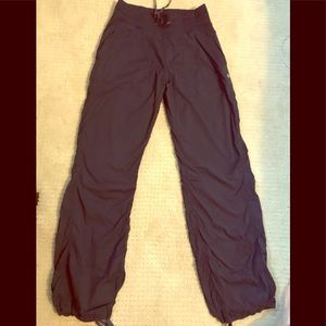 Lululemon black drawstring pant